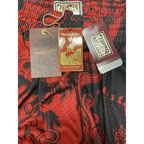 Mitchell & Ness Miami Heat Chinese New Year Swingman Basketball Shorts Sz Large
